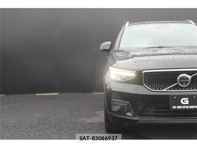 Volvo XC40 2022-08 8866691-10