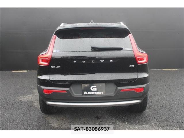 Volvo XC40 2022-08 8866691-19