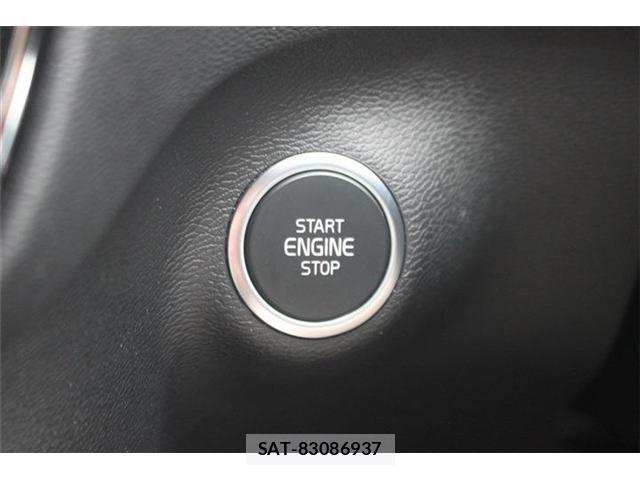 Volvo XC40 2022-08 8866691-5