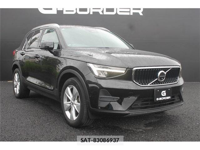 Volvo XC40 2022-08 8866691-8