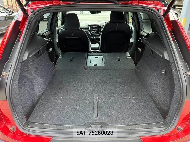 Volvo XC40 2021-06 8867216-12