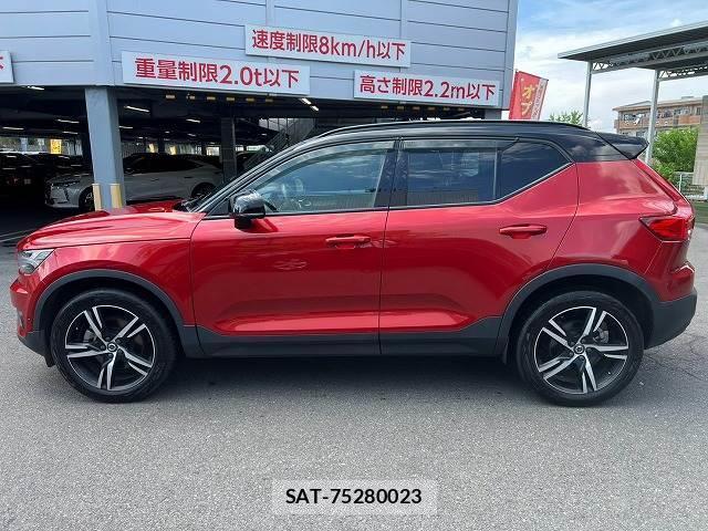 Volvo XC40 2021-06 8867216-16