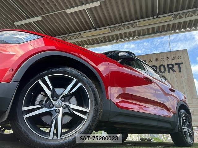 Volvo XC40 2021-06 8867216-18