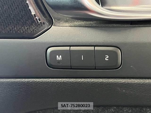 Volvo XC40 2021-06 8867216-7