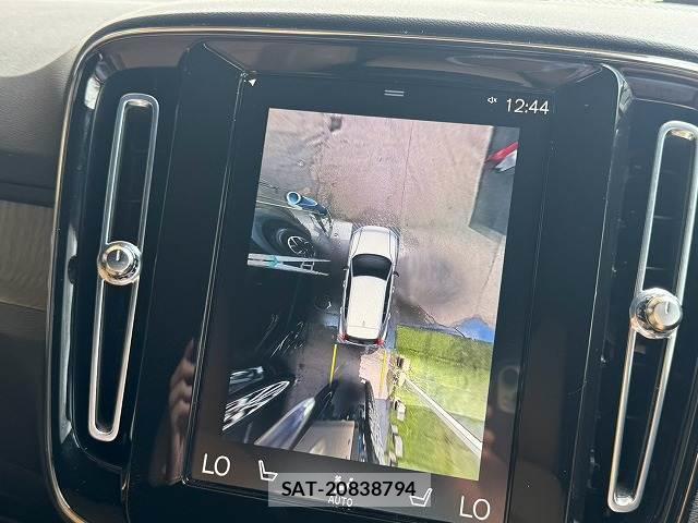 Volvo XC40 2022-05 8867219-3