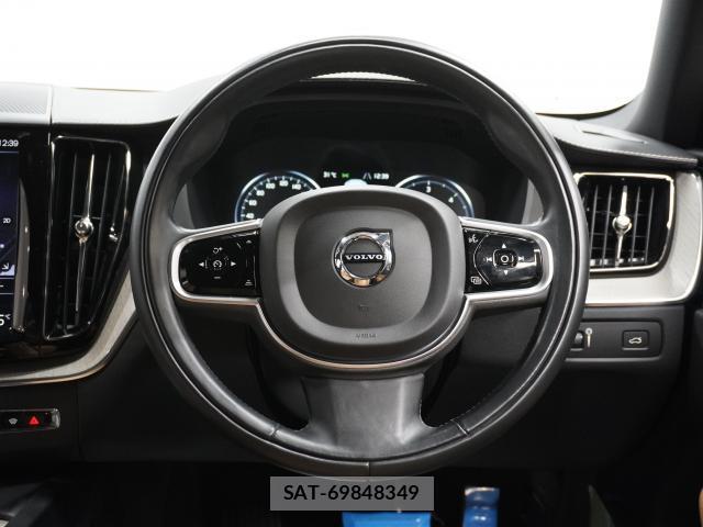 Volvo XC60 2020-04 8865724-3
