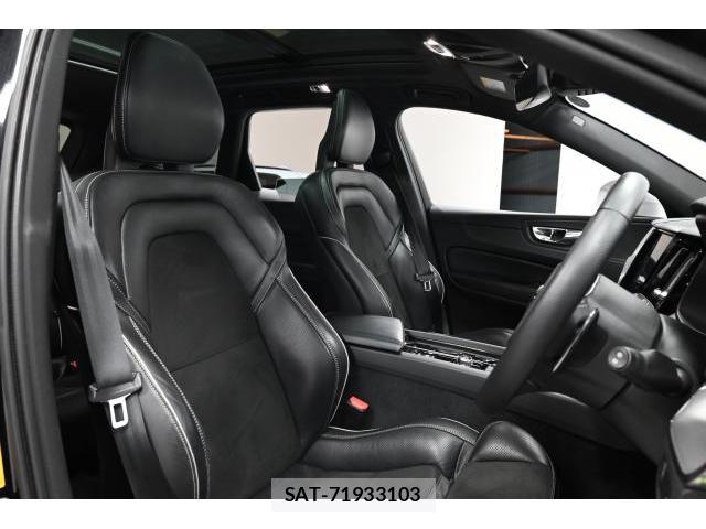 Volvo XC60 2018-04 8865728-12