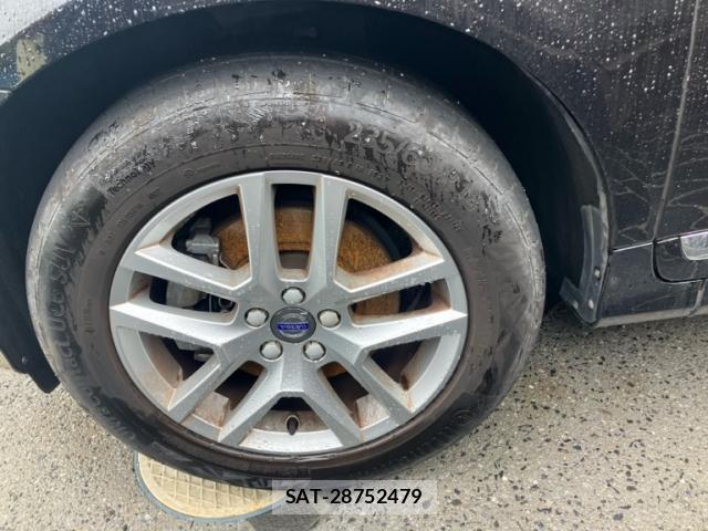 Volvo XC60 2016-11 8865756-12