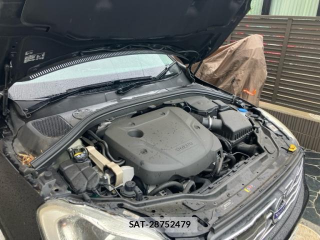 Volvo XC60 2016-11 8865756-15