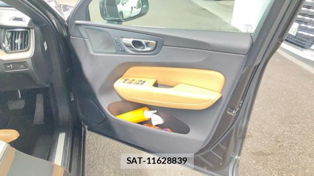 Volvo XC60 2018-11 8866877-11