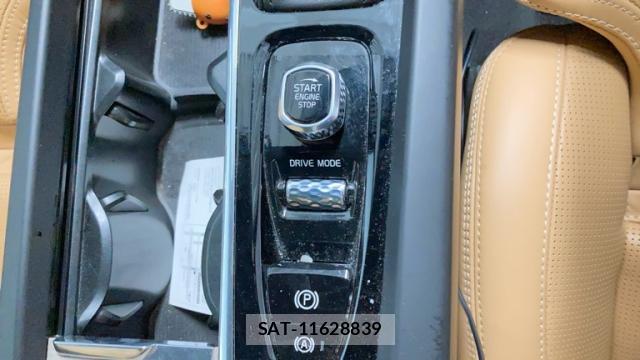 Volvo XC60 2018-11 8866877-19