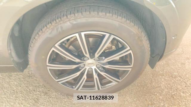 Volvo XC60 2018-11 8866877-2