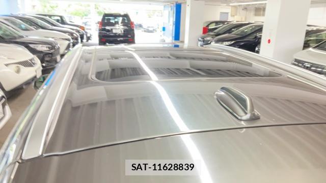 Volvo XC60 2018-11 8866877-6