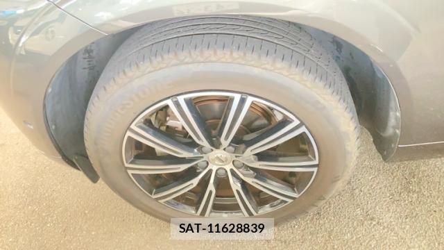 Volvo XC60 2018-11 8866877-8