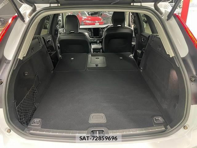 Volvo XC60 2022-09 8867367-12
