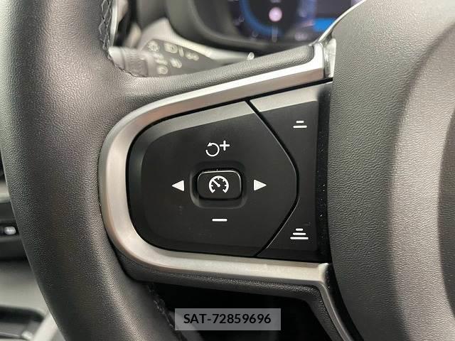Volvo XC60 2022-09 8867367-6