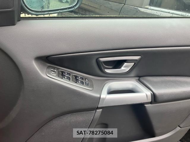 Volvo XC90 2003-11 8865966-14