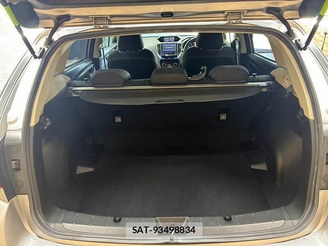 Subaru XV 2017-09 8865662-12
