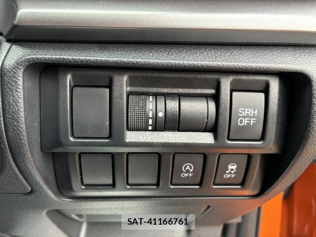 Subaru XV 2019-02 8866120-16
