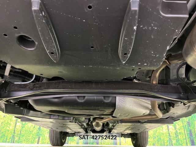 Toyota YARIS CROSS 2022-11 8865334-18