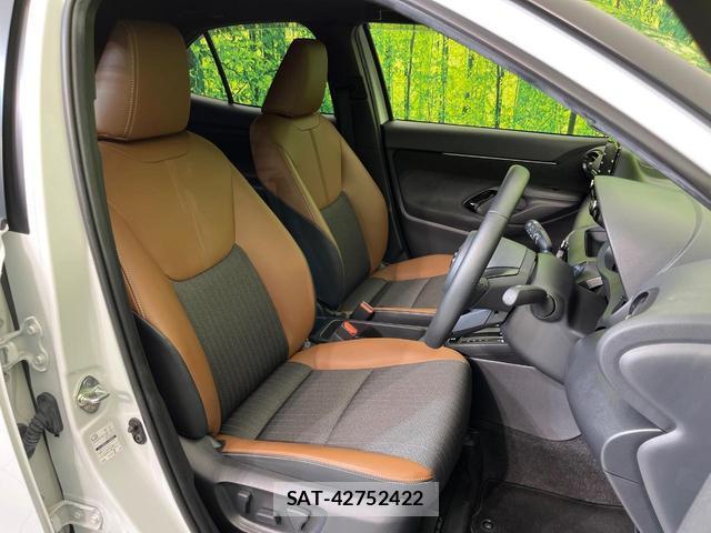 Toyota YARIS CROSS 2022-11 8865334-7