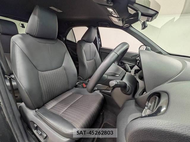 Toyota YARIS CROSS 2022-11 8865425-10