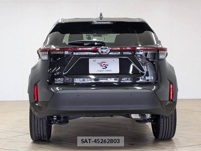 Toyota YARIS CROSS 2022-11 8865425-15