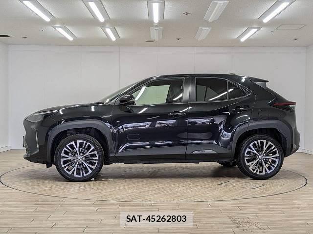 Toyota YARIS CROSS 2022-11 8865425-16