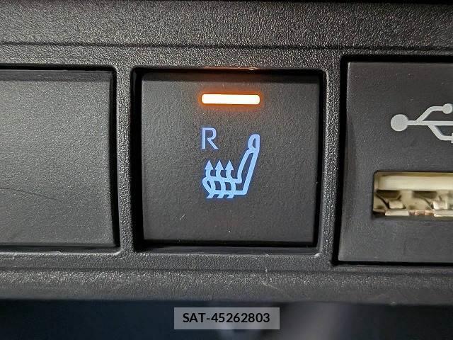 Toyota YARIS CROSS 2022-11 8865425-6