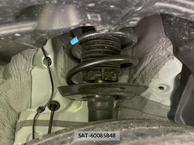 Toyota YARIS CROSS 2025-12 8865561-19