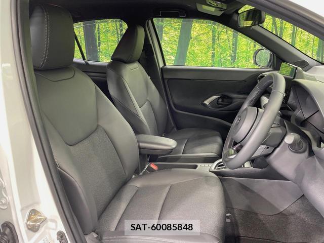 Toyota YARIS CROSS 2025-12 8865561-7