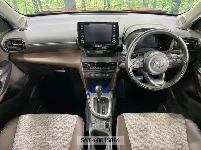 Toyota YARIS CROSS 2021-11 8865576-1