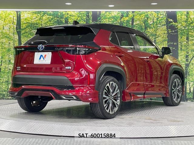Toyota YARIS CROSS 2021-11 8865576-16