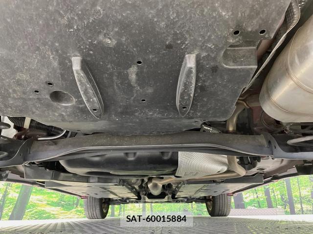 Toyota YARIS CROSS 2021-11 8865576-18