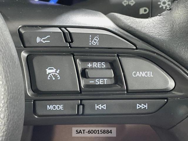 Toyota YARIS CROSS 2021-11 8865576-5
