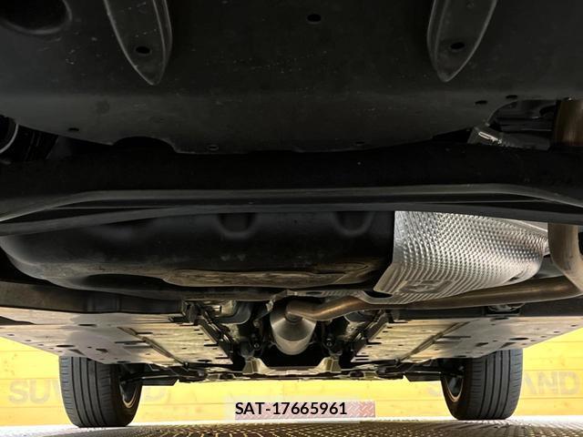 Toyota YARIS CROSS 2023-10 8866087-18