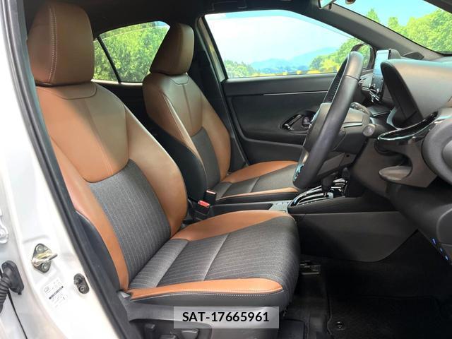 Toyota YARIS CROSS 2023-10 8866087-7