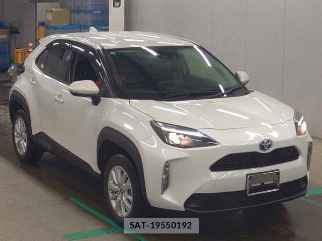Toyota YARIS CROSS 2021-10 8866666-0