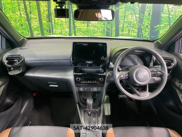 Toyota YARIS CROSS 2025-04 8866728-1