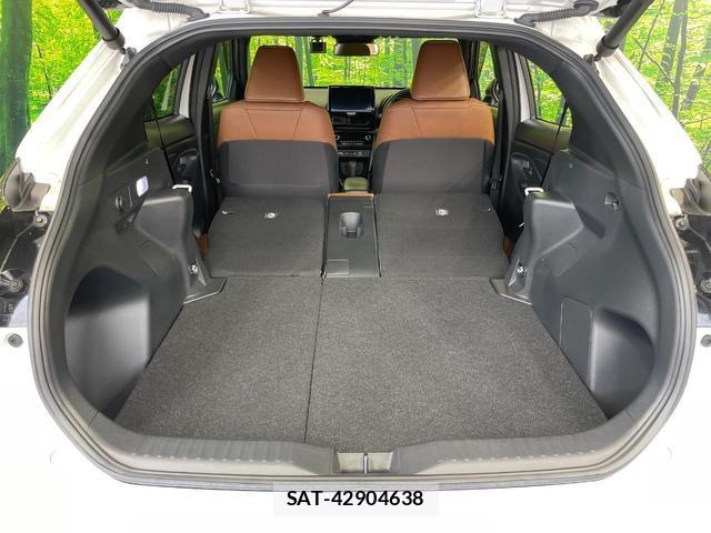 Toyota YARIS CROSS 2025-04 8866728-10