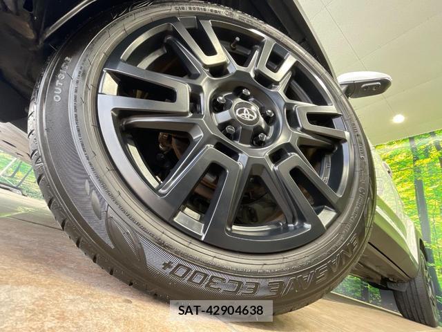 Toyota YARIS CROSS 2025-04 8866728-13
