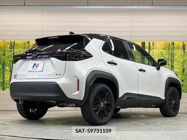 Toyota YARIS CROSS 2025-08 8866923-16