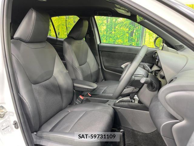 Toyota YARIS CROSS 2025-08 8866923-7