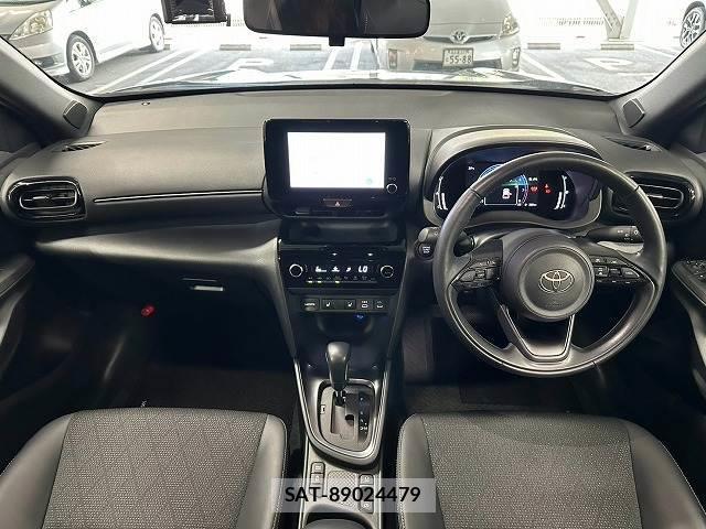 Toyota YARIS CROSS 2024-05 8867152-1