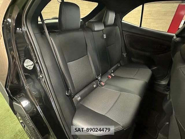 Toyota YARIS CROSS 2024-05 8867152-11