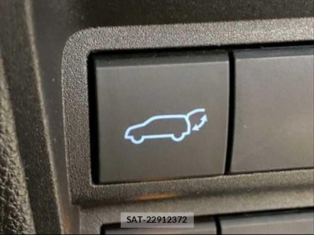 Toyota YARIS CROSS 2020-09 8867386-9