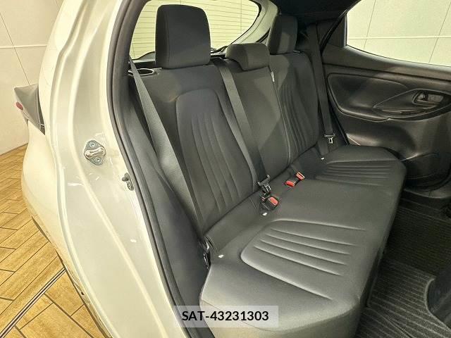 Toyota YARIS 2021-09 8866188-11