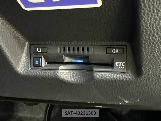 Toyota YARIS 2021-09 8866188-8