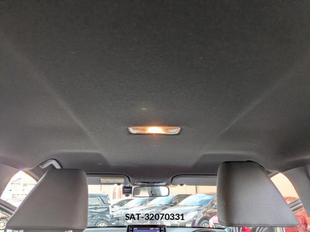 Toyota YARIS 2021-07 8866382-16
