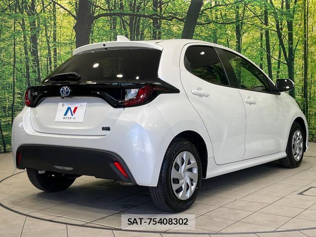Toyota YARIS 2023-07 8866420-16